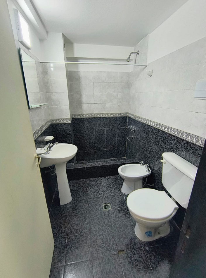 Dpto 2do P / Zona Centrica Av. Mitre 668