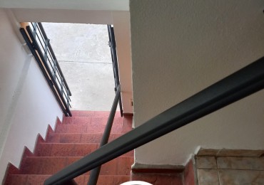  DEPARTAMENTO EN 1ER PISO - TENIENTE TURRADO 758