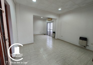 CASA EN ALQUILER - RAFAEL CORTEZ 285